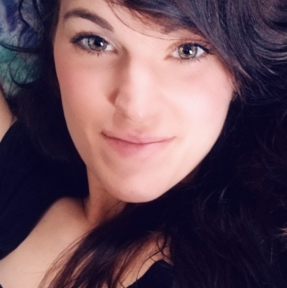 Meet your Posher, Kay